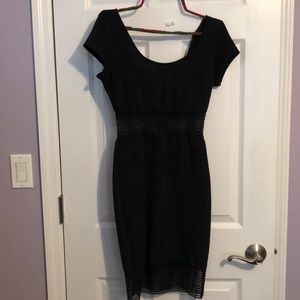 Fitted black dress with mesh